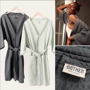 Bathen Waffle Bathrobe Robe in Mint NWT